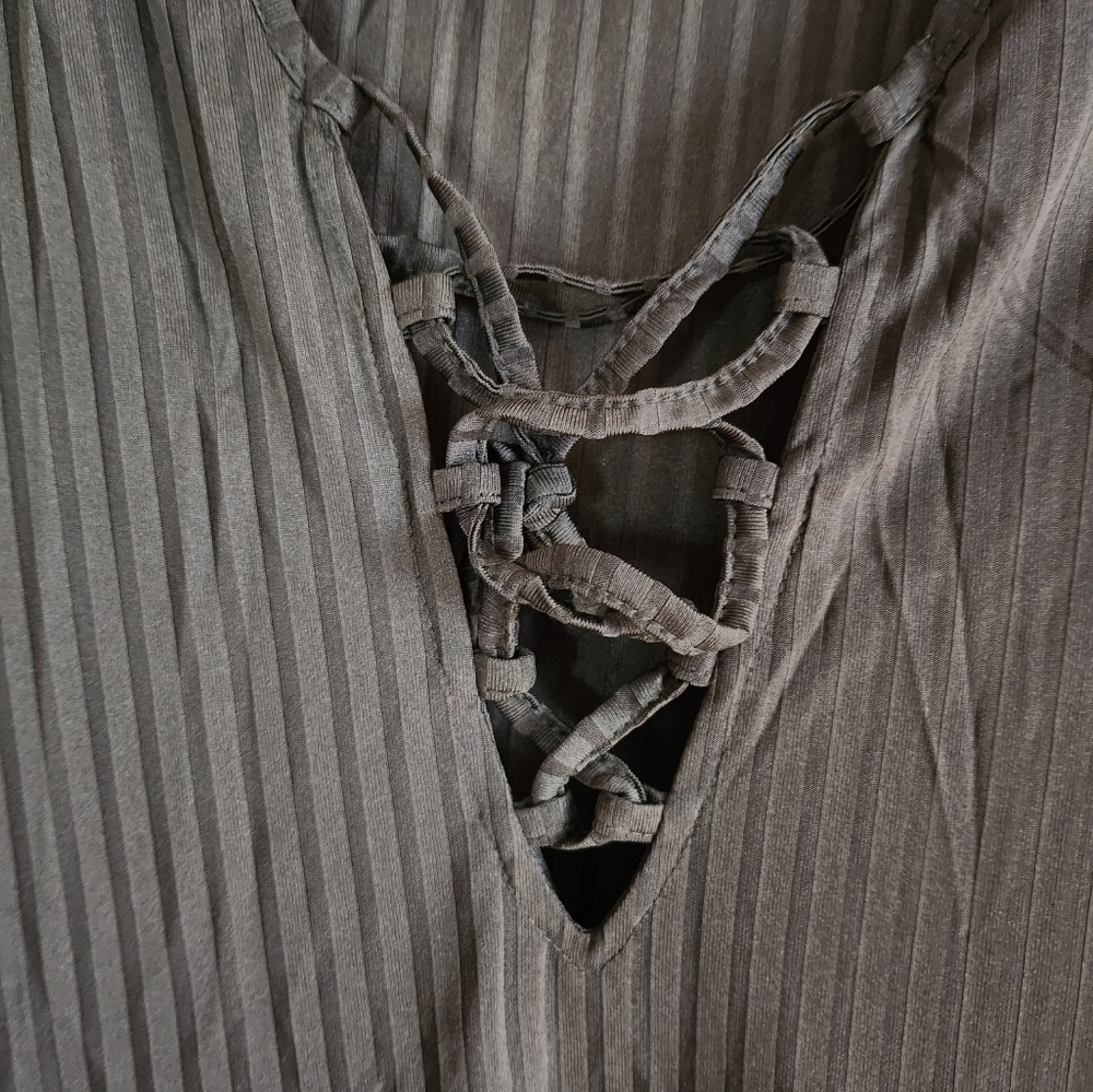 Nwot Womens sheer dress - Picture 5 of 8